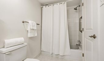 7501 DEMOCRACY Blvd B-123, Bethesda, MD 20817