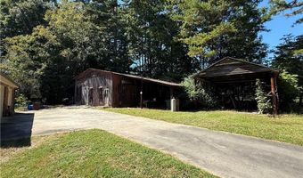 1108 Pine Hill Rd, Asheboro, NC 27205