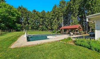 222 BASTIAN Ln, Allentown, PA 18104