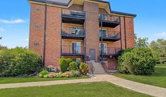 1227 S Old Wilke Rd 210, Arlington Heights, IL 60005