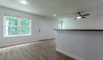 218 Hunters Run Dr, Benton, AR 72015