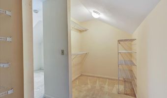 118 Stirling Pl, Burlington, VT 05408