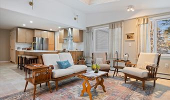 201 Clyde Rd, Bangor, ME 04401