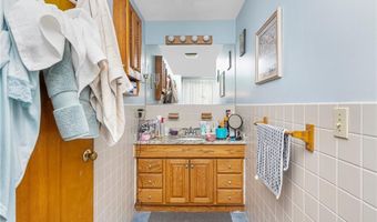 6 Lake Dr, North Providence, RI 02904