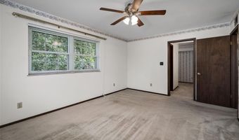 148 Cumberland Park Ct E, Ballwin, MO 63011