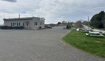 270 West St, Bolton, CT 06043
