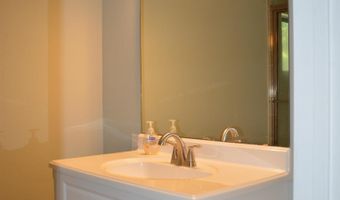 2543 Harbor View Rd, Camden, SC 29020