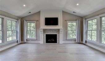 516 Founders Dr E, Alpharetta, GA 30004