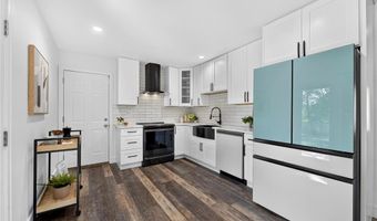 3878 Crystal Wood Dr, Arnold, MO 63010