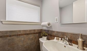 4025 24TH Rd N, Arlington, VA 22207