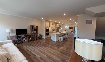 12441 OAK LEAF Ln 2, Berlin, MD 21811