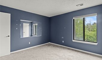 75 B Foxberry Dr, Amherst, NY 14068