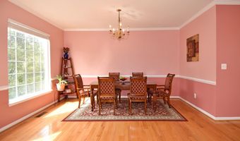 43696 PHELPS Ter, Ashburn, VA 20147