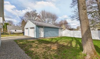 22 Lane St, Bangor, ME 04401