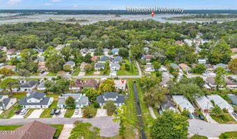 1093 HIBISCUS St, Atlantic Beach, FL 32233