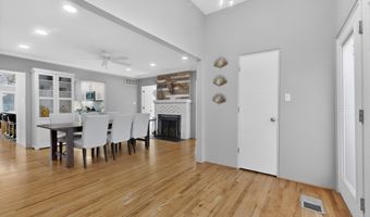 1212 Calle Del Sol NE, Albuquerque, NM 87106