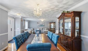 23 BERNON Dr, Lincoln, RI 02865