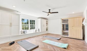 8610 HARTSDALE Ave, Bethesda, MD 20817