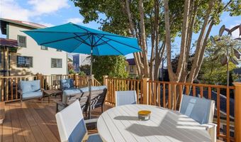 75 Pelham St C, Newport, RI 02840