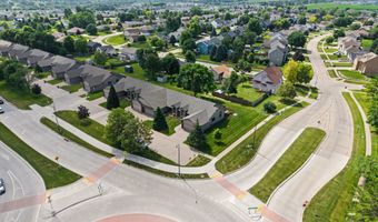 1012 8th St SE, Altoona, IA 50009