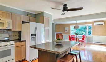 21 Carpenter Ave, Barrington, RI 02806