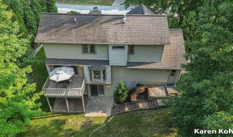 5268 E Woodmeade Ct SE, Ada, MI 49301