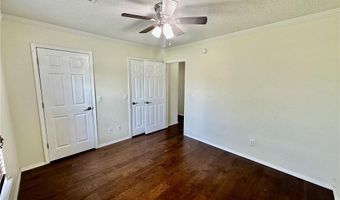 801 Jon Dr, Bentonville, AR 72712
