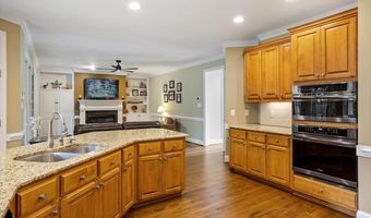 330 Chanticlair Dr, Apex, NC 27502