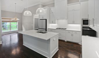 1175 Sanctuary Dr, Brandon, MS 39042