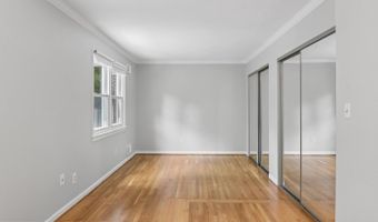 5110 DUVALL Dr, Bethesda, MD 20816