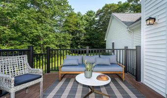 20 Babbidge Rd, Falmouth, ME 04105