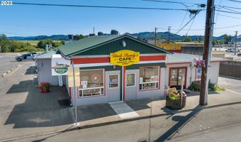 29 W 1ST St, Coquille, OR 97423