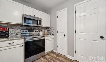 1803 Endeavor Ln, Clover, SC 29710