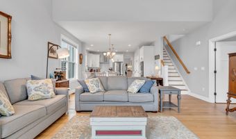 41 Soderman Way 41, Cheshire, CT 06410
