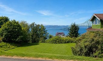 356 FLORAL St, Astoria, OR 97103