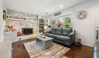 837 Cable Ave, Beachwood, NJ 08722