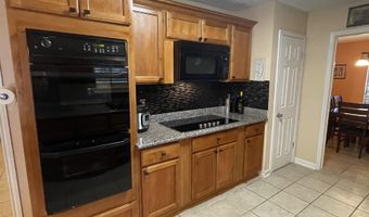 3738 Redlands Dr, Baton Rouge, LA 70814