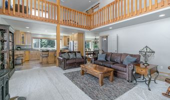 18949 SE TICKLE CREEK Rd, Boring, OR 97009