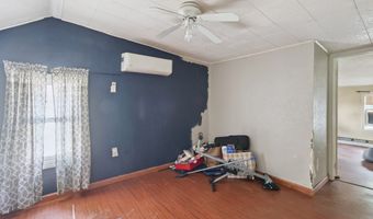 40 Park Ave, Danbury, CT 06810