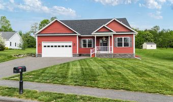 9 Fieldstone Dr, Augusta, ME 04330