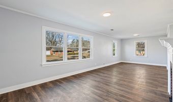 210 West St, Batesville, MS 38606