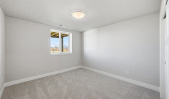 2235 Chan Dr, Adel, IA 50003