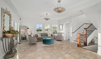 302 Glenn St, Atlantic Beach, NC 28512