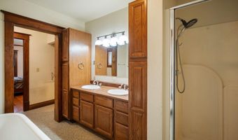 835 Harding St, Belle Fourche, SD 57717