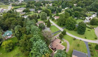 823 Birdie Dr, Abingdon, VA 24211