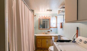 205 N C St, Albion, WA 99125