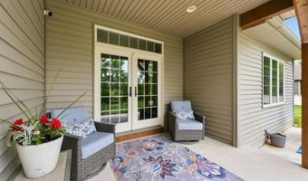 6264 Deer Hollow Rd, Auburn, IN 46706