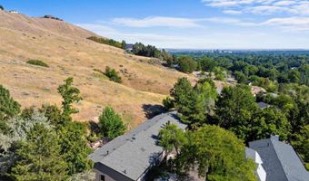 4890 N Bitterbrush Dr, Boise, ID 83703
