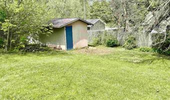 136 W Elizabeth St, Alma, MI 48801