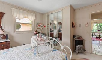 25 S Shore Dr, Addison, MI 49220